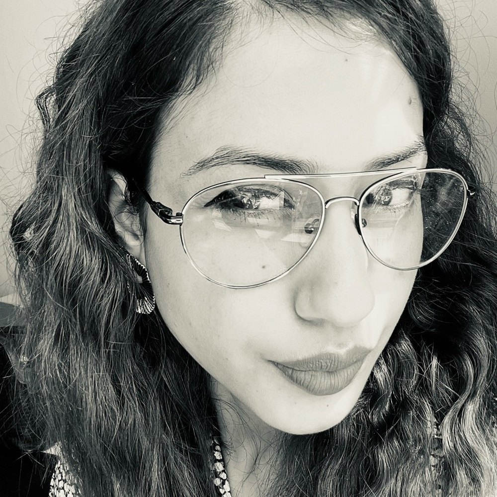 Meet your Posher, Pratima